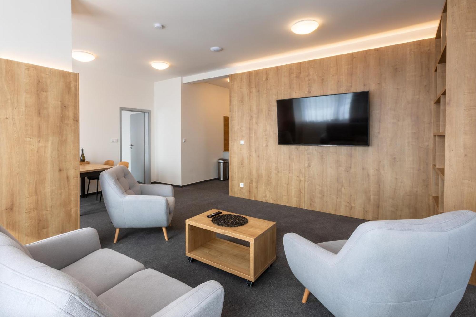 Hotel Regent Horni Branna Bagian luar foto